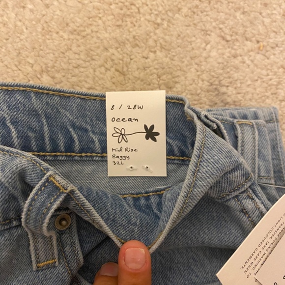 Aritzia jeans - Picture 2 of 4